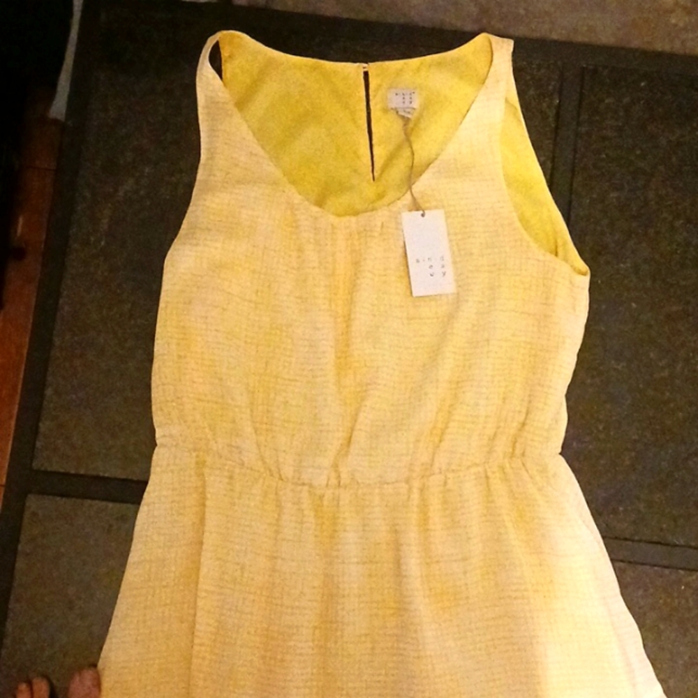 Yellow dress